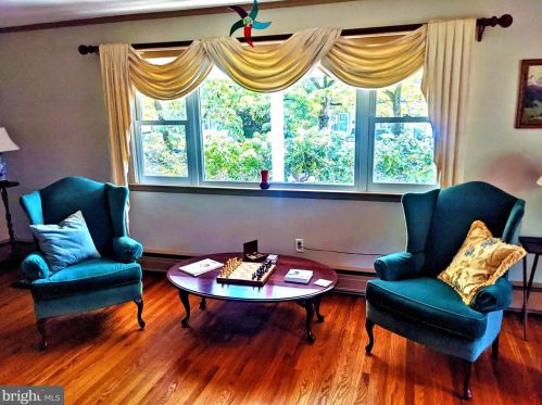 623 Crescent Ave, Lansdale PA 19446-3203 exterior