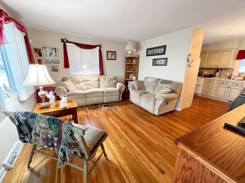 1805 Cameron Ave, New Castle PA  16101-1513 exterior