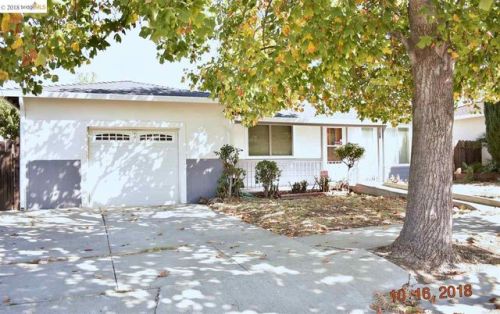 215 El Dorado Dr, West Pittsburg, CA 94565-5970