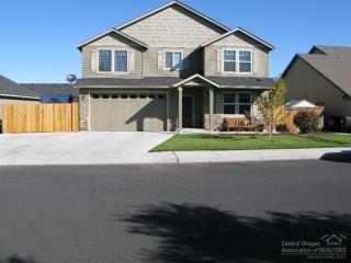 645 Green Forest Cir, Eagle Crest, OR 97756-1459