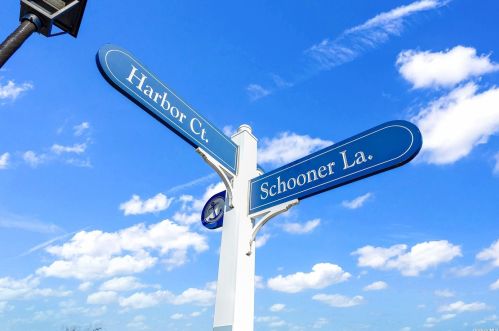 110 Schooner Ln, Copiague NY  11726-5313 exterior