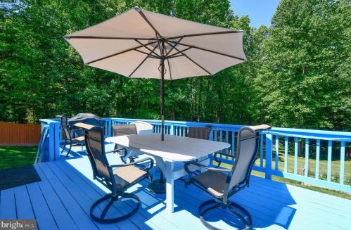 5906 Stanfield Rd, Spotsylvania VA  22551-2824 exterior