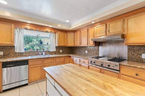 1643 Ironstone Ave, Montebello CA  90640-2125 exterior