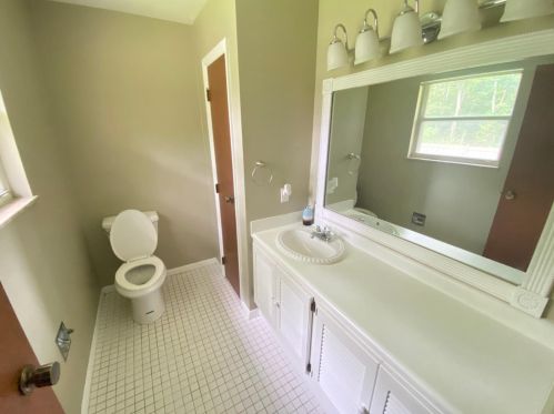 1742 Tib Day Ln, Amelia OH  45102-2203 exterior