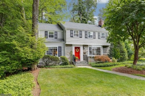 22 Watson Rd, Fanwood, NJ 07023-1242