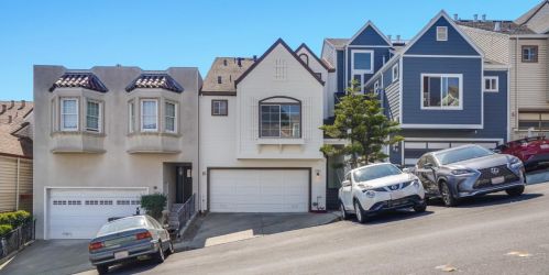 1063 Schwerin St, Daly City, CA 94014-1622