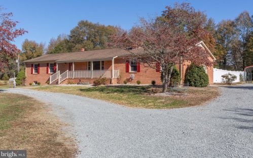519 Mccarty Rd, Fredericksburg, VA 22405-3175