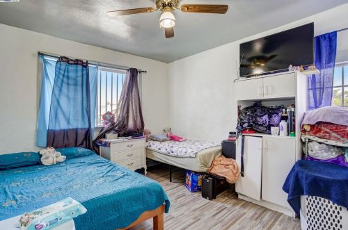 1725 96 Ave, Oakland CA  94603-1909 exterior