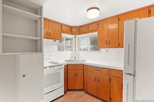 1218 Spruce St, San Diego CA  92105-3749 exterior