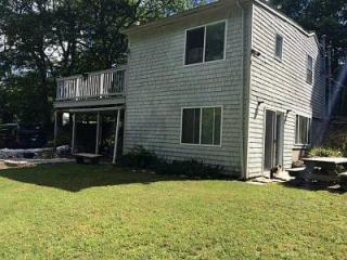 120 Bonnet Shr Rd, South Kingstown RI  02882-1477 exterior