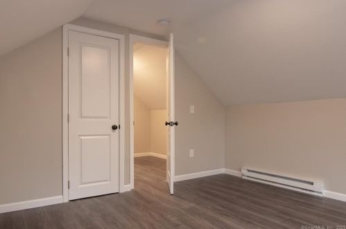 327 Burnham Hwy, Norwich CT  06351-3149 exterior