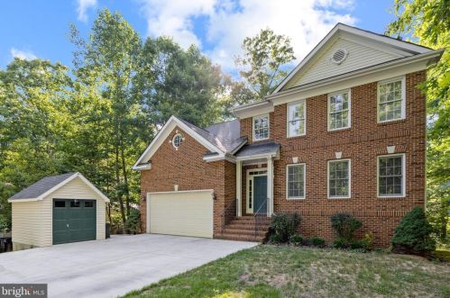 812 Eastover Pkwy, Locust Grove VA  22508-5171 exterior