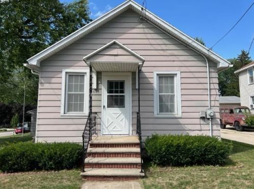 2651 Humboldt Rd, Green Bay, WI 54311-7142