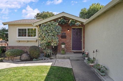 528 Mills Ave, Lodi, CA 95242-2219