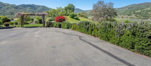 858 Sanel Dr, Ukiah CA  95482-9604 exterior