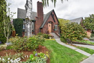 1851 Mcgilvra Blvd, Seattle, WA 98112-3123