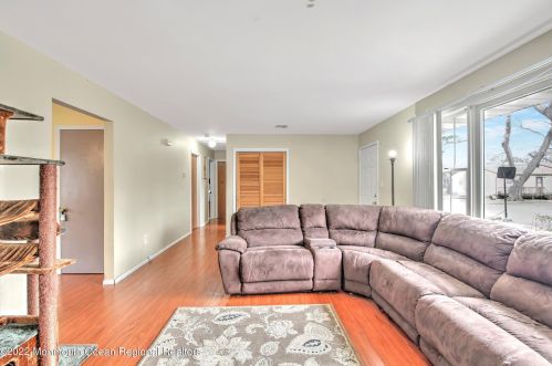 1311 Norwood St, Lacey NJ  08731-4105 exterior