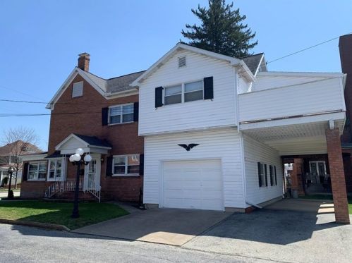 227 Main St, Ligonier, PA 15658-1317