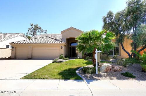 12099 Bella Vista Cir, Scottsdale AZ  85259-6037 exterior