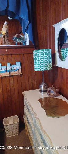 217 Dupont Ave, Pelican Island NJ  08751-2415 exterior