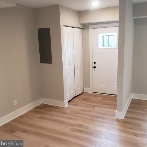 1121 Bellevue St, Washington, DC 20032-4602