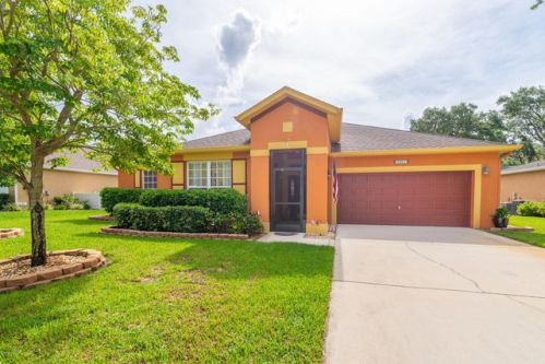 5901 Hummingbird Ct, Titusville, FL 32780-1903