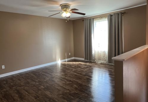 106 Crystal Lake Dr, Covington, KY 41017-9721