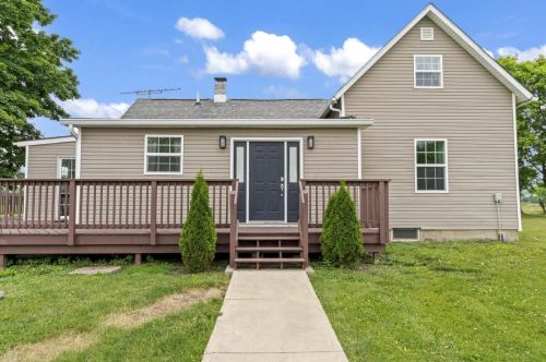 10502 Sycamore Rd, Mount Vernon OH  43050-7517 exterior