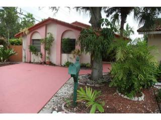 7243 112th Ct, Miami, FL 33173-2637