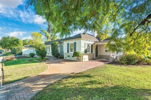 6554 Colbath Ave, Van Nuys CA  91401-1503 exterior