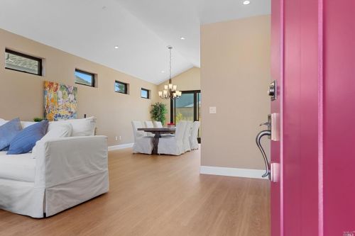1920 Camino Del Prado, Santa Rosa, CA 95403-1996
