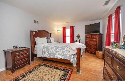 14 Foote Hill Rd, Northford CT  06472-1335 exterior