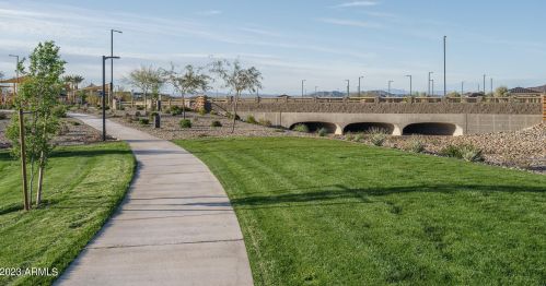 15922 Electra Ln, Sun City AZ 85387-2028 exterior