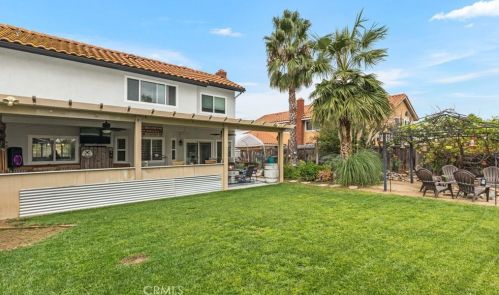 40000 Amberley Cir, Temecula CA 92591-7010 exterior