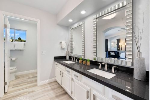 78720 Avenida La Fonda, La Quinta CA  92253-2805 exterior