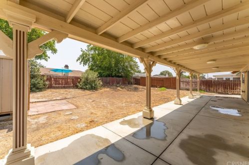 1816 Avenue, Lancaster CA  exterior