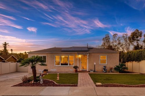 2366 Charles Way, El Cajon, CA 92020-2815