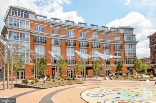 724 Columbia Rd, Washington DC 20001-3802 exterior