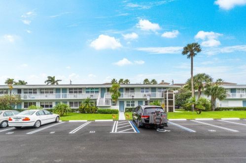 2420 Federal Hwy, Boynton Beach, FL 33435-7729