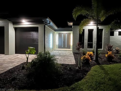 1418 1st Pl, Cape Coral, FL 33909-1219