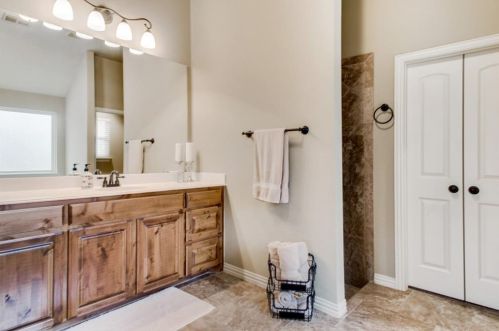 116 Venado Ct, Azle TX  76020-3643 exterior