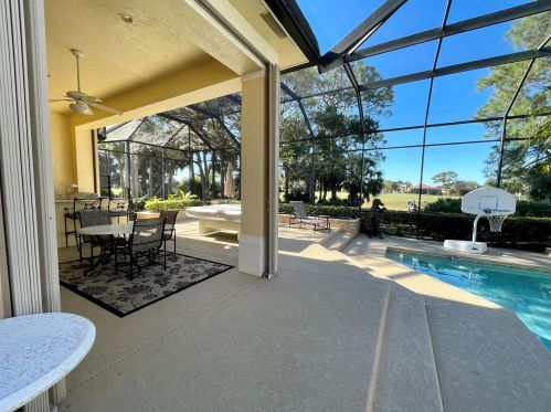 8801 Bally Bunion Rd, Fort Pierce FL  34986-3085 exterior