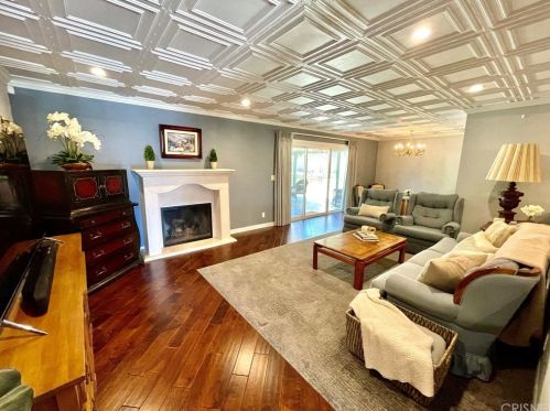 1546 Stow St, Simi Valley, CA 93063-4545