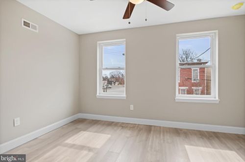 655 Line St, Camden NJ  08103-1452 exterior