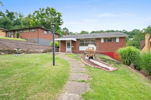 576 Glenshannon Dr, Pittsburgh, PA 15234-2502