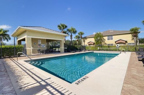 9081 Gervais Cir, Naples FL  34120-4786 exterior