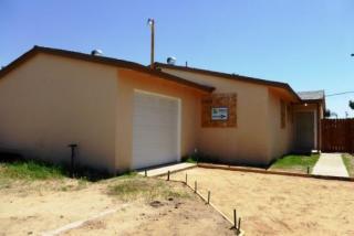 3145 Kentucky St, Bakersfield, CA 93306-5418