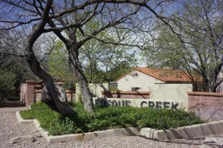 5248 Woodspring Dr, Tucson, AZ 85712-1365
