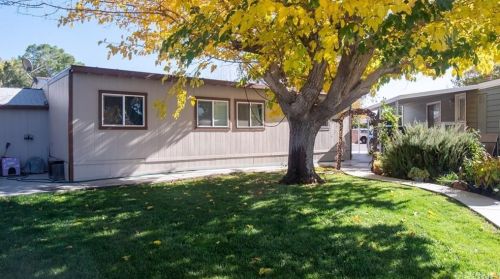 2330 Avenue, Lancaster CA  93534 exterior