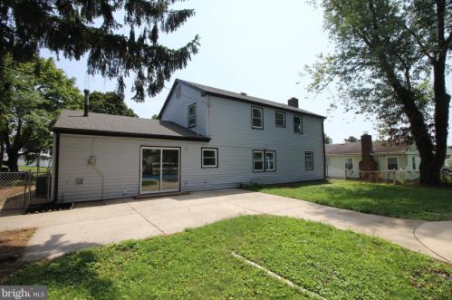 42 Temple Ln, Willingboro NJ  08046-3706 exterior